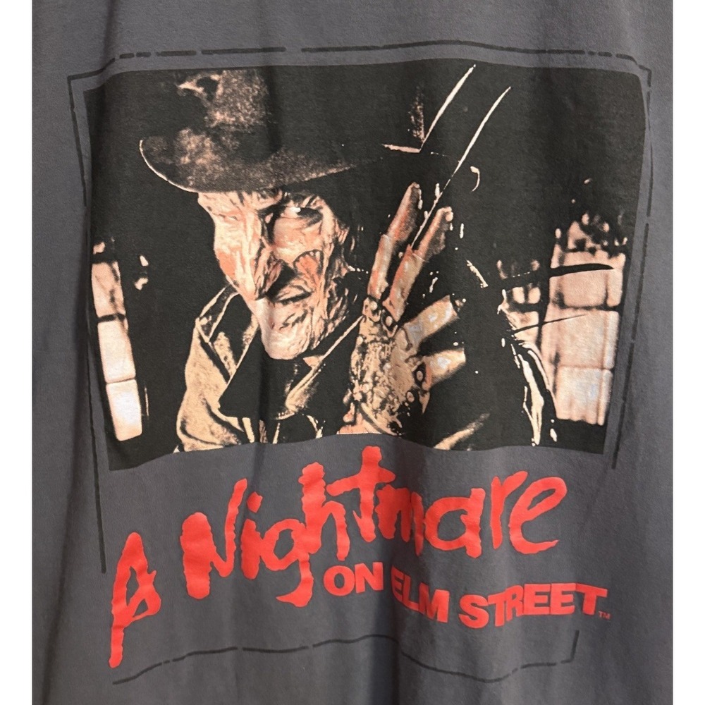 A Nightmare On Elm Street T- Shirt Size Adult XL. O - Picture 3 of 4